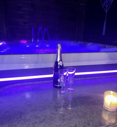 Quartier Saint-Leon Apartment | Gîte & Spa CASANOU