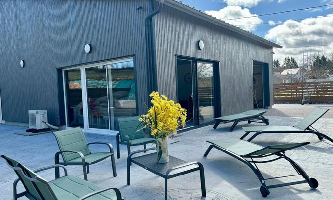 Sanchey House | Gîte spacieux à Sanchey près du lac, sauna, jeux, proche nature - FR-1-589-801