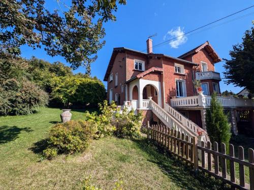 Chargey-les-Gray House | Gîte spacieux et lumineux à Chargey-lès-Gray - FR-1-583-486