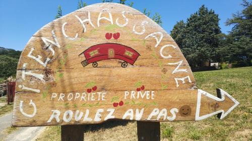 Quinsonnas Bed & Breakfast | Gîtenchassagne