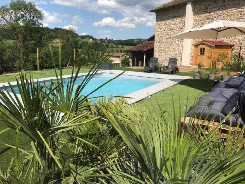 Belmont-de-la-Loire House | Gîtes au calme avec piscine et animaux admis, jusqu'à 13 personnes - FR-1-496-140
