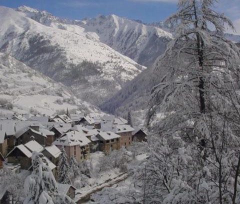 Saint-Dalmas-le-Selvage Apartment | Gîtes du Presbytère