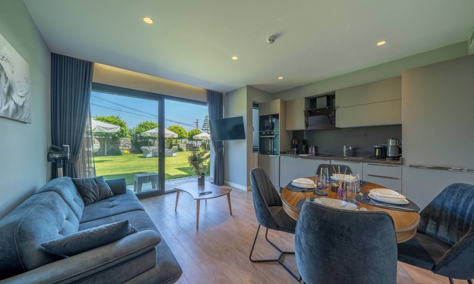Gundogan Apartment | Gündoğan Suites