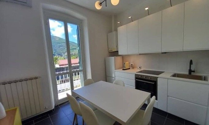 La Spezia Historic Centre Apartment | Gabbianella1