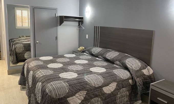 East New York Hotel | Galaxy Motel