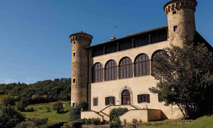 Anghiari Villa | Galbino Castle