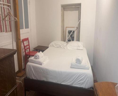 Tournus House | Galerie d'art Nakai - Hyper Center - By Primo