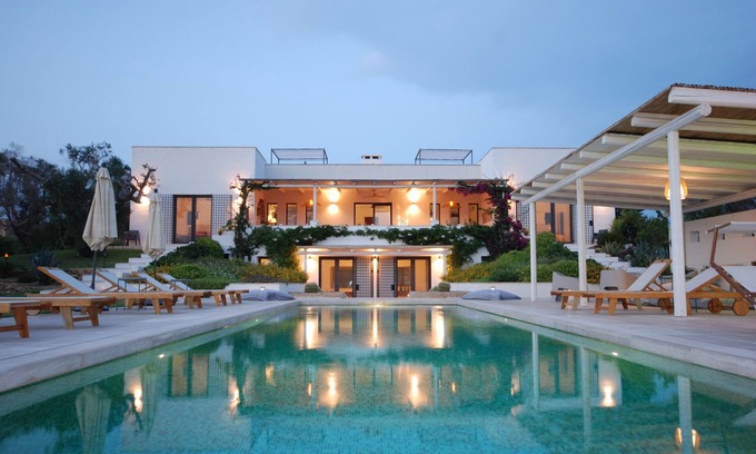 Parabita Villa | Gallipoli. 10 minutes from the beautiful beaches of Baia Verde