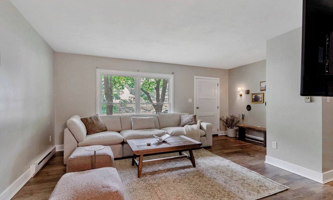 Park Forest Village House | Game Day Haven With Bar & Deck