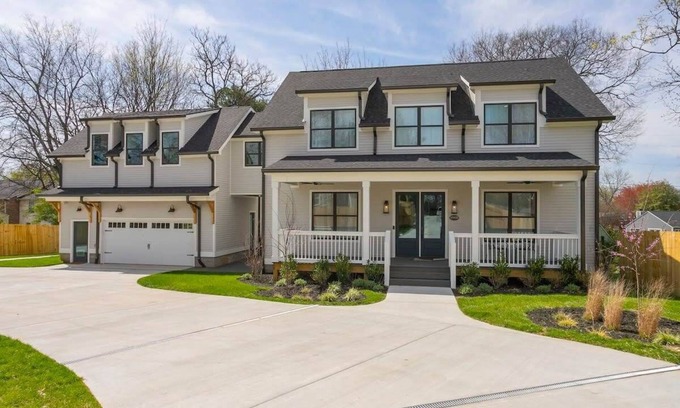 Donelson Hills House | Game Room, Fireplace & Hot Tub!