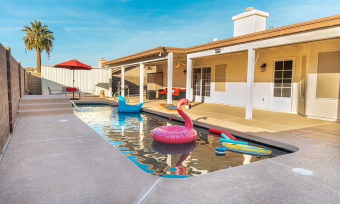 Yuma House | Game Room/Pool Cozy Home in Yuma