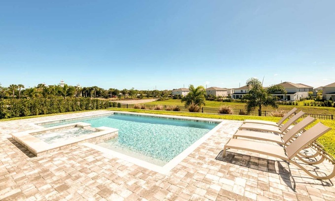 Bay Lake Villa | Games Room/Theatre/Arcade Game/Sleeps 20/Free shuttle to Disney/Private Pool&Spa