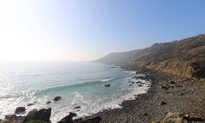 Coverack Cottage | Gannet Watch