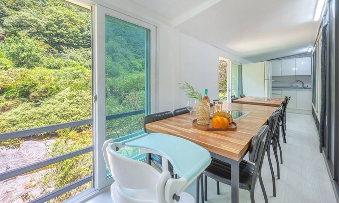 Buk House | Gapyeong Wood Valley Kids Pension