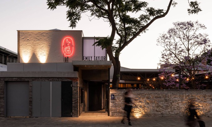 Fremantle Hotel | Garde Hotel and Warders Cottages