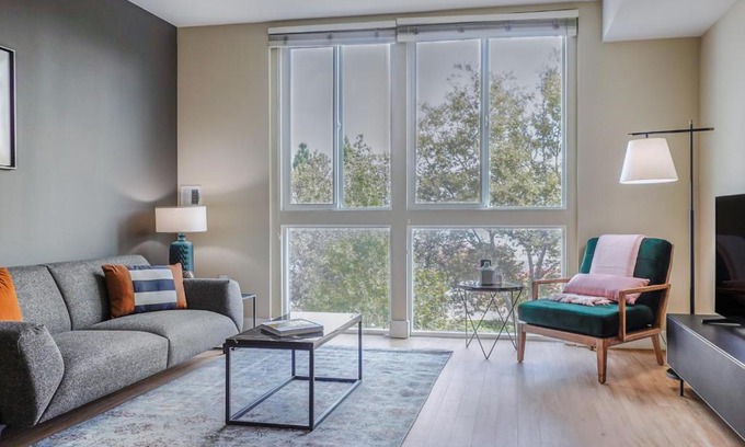 San Jose Apartment | Garden Alameda 2BR w Gym Pool nr Caltrain SFO-195