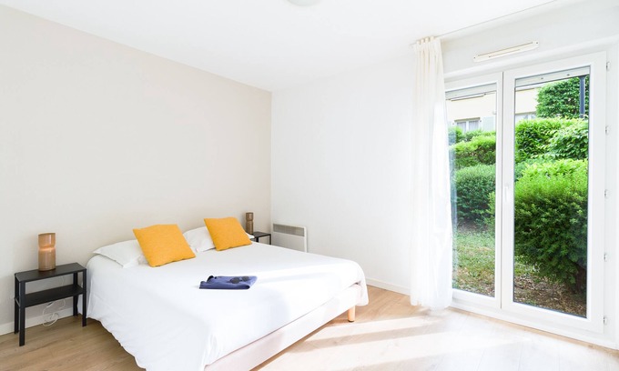 Lissieu House | Garden & City Lyon Lissieu