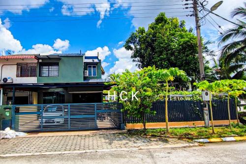 Klang Apartment | Garden Home at Klang by HCK