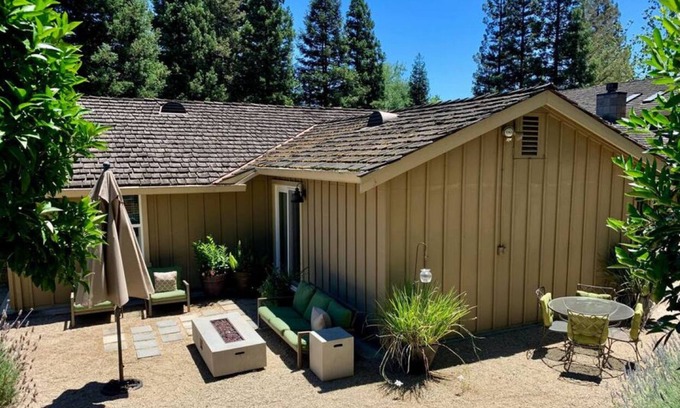 Carmichael House | Garden Oasis Contemporary Condo