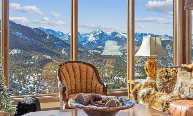 Windcliff Estates House | Garland's Alpine Lodge Luxury Vacation Rental at Windcliff