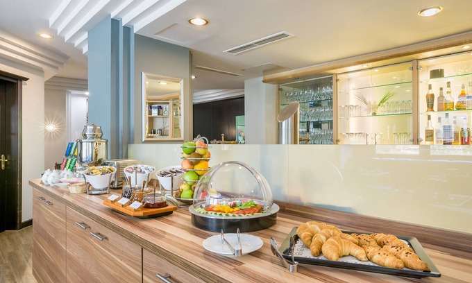 Feuersee Hotel | Garner Hotel Stuttgart City Centre by IHG