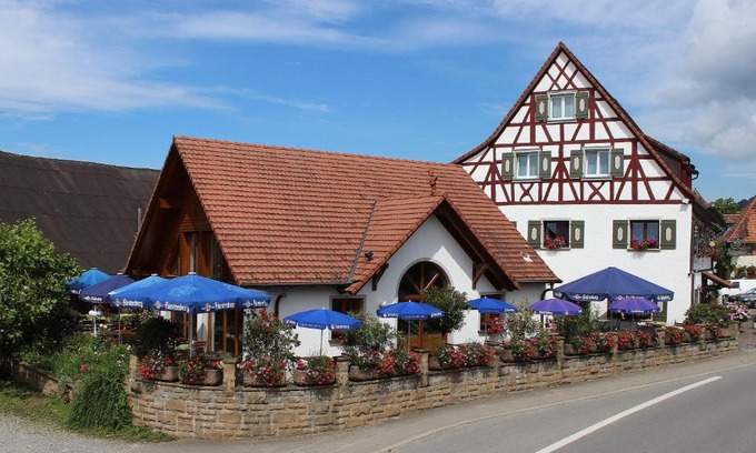 Salem House | Gasthof Adler