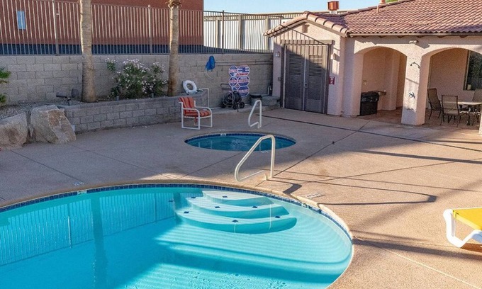 Lake Havasu City Condo | Gated Community, Pool, Club House, 2 bdrm/2 bath