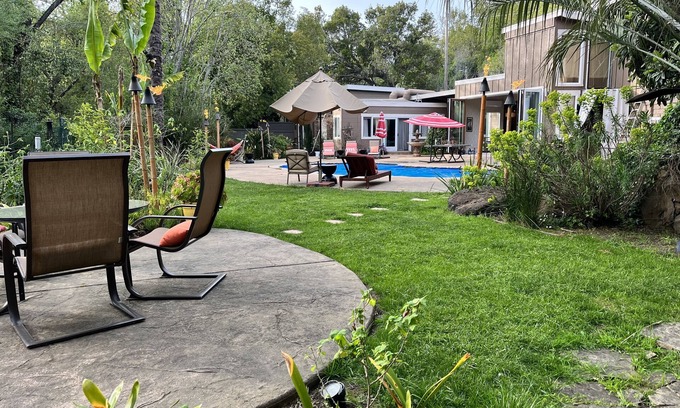San Anselmo House | Gated, mid-century modern home feels like Hawaii -designed for entertaining/fun.