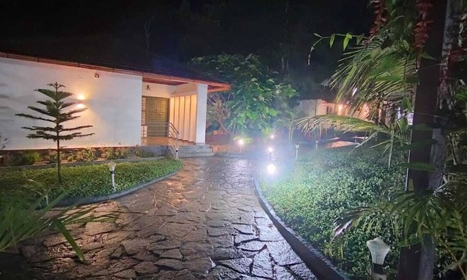 Madikeri Hotel | Gavadana Resort Coorg