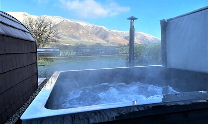 Threlkeld House | Striding Edge - One Bedroom House, Sleeps 2