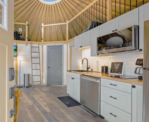 Canyon Lake House | Gentry- Luxury Yurt-Cabin - Family Glamping Canyon Lake w Private Hot Tub
