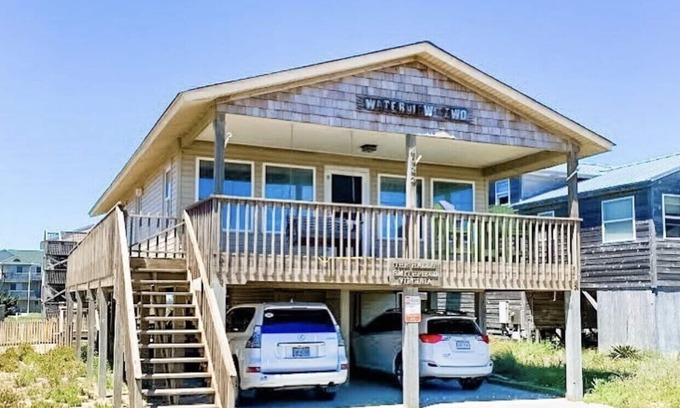 Kitty Hawk Cottage | Genuine OBX Beachbox!
