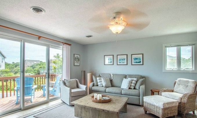 Sea Acres House | Georgetown Sands condo with WiFi, outdoor shower, and access to community pool and tennis