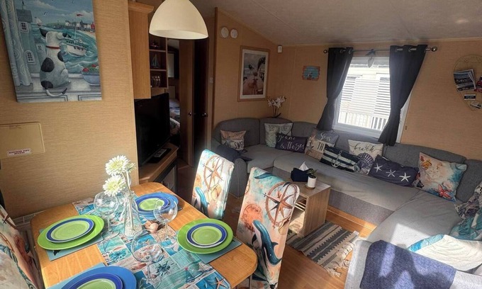 Skegness House | GerBara at Eastgate. Enjoy a home from home experience