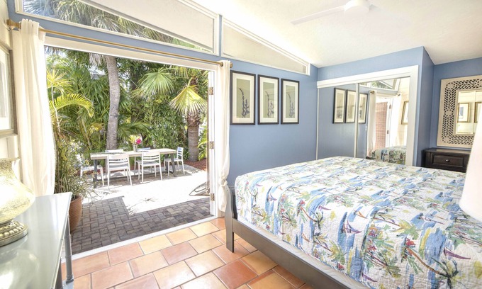 Siesta Key Village House | Gertrudes Siesta Village Properties - short walk to Siesta's best beaches!