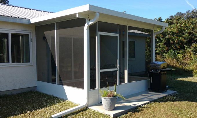 Port Charlotte House | Get to a warmer latitude in a quiet neighborhood on a budget.