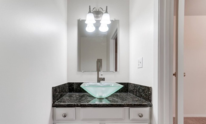 Buckeye Lake Apartment | Get your Lake life on!