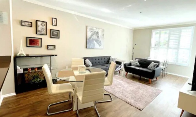 University City Condo | 🧳Getaway|Modern|Clean Resort in ❤ of La Jolla|UTC