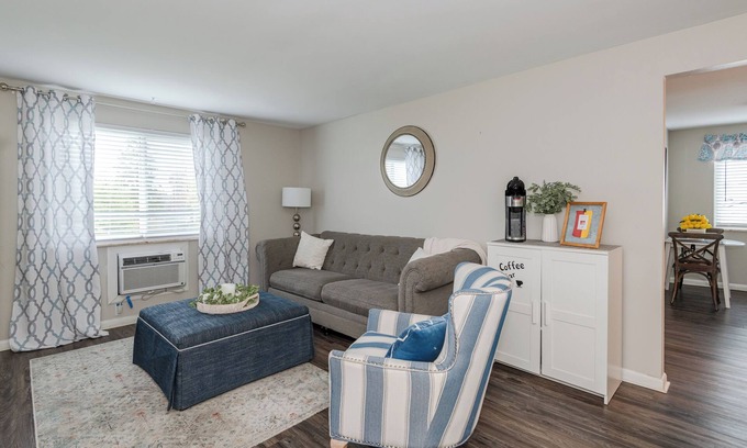 Kettering Apartment | Getaway@The Greene! U of Dayton,WSU, Cedarville U