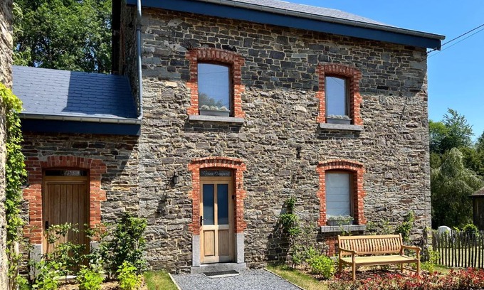 Houffalize House | Gezellige Typisch Ardense woning met jacuzzi en grote afgesloten tuin in prachtige omgeving