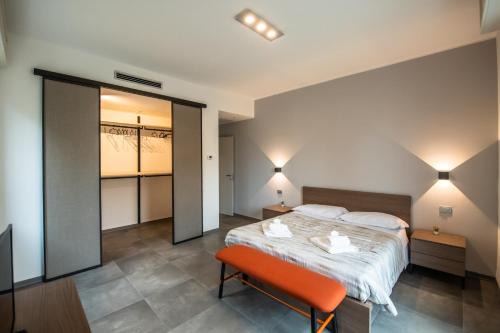 Pablo House | GG12 Parma Comfort & Parking Suites