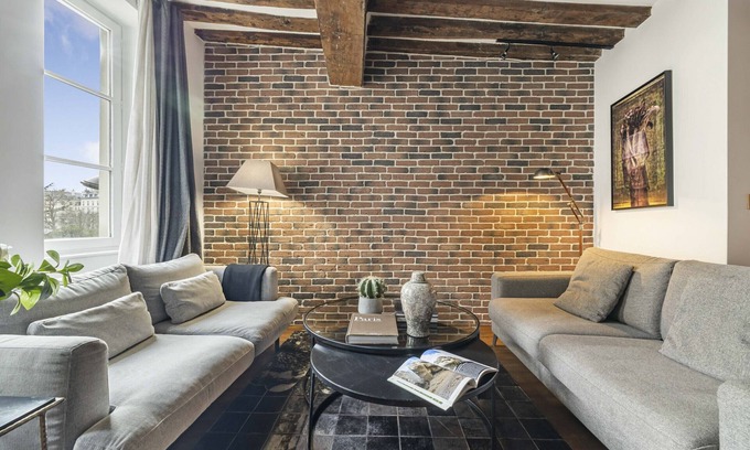 Arts-et-Metiers Apartment | Ghost, 2BR/2BA, 6 people