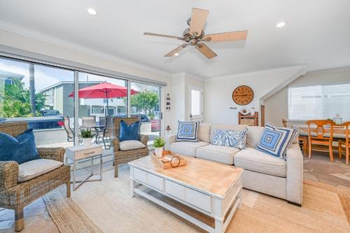 West Newport House | Giant 7 Bedroom Home with 3 separate Condos