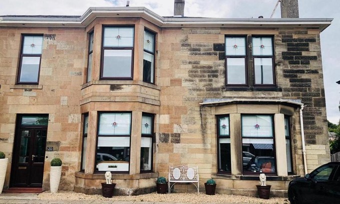 Giffnock Bed & Breakfast | Giffnock Rooms