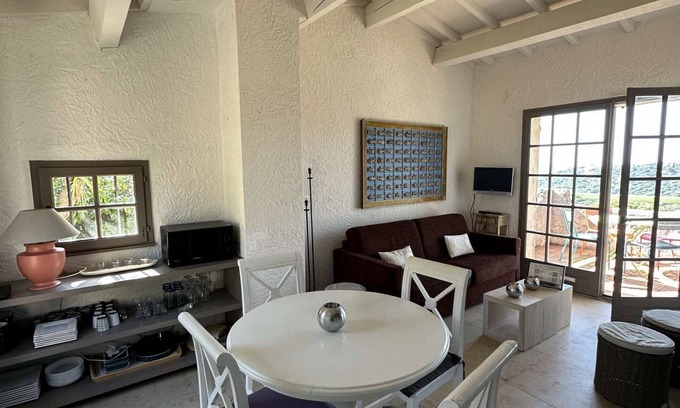 La Croix-Valmer Apartment | Gigaro - Air Co flat with sea view