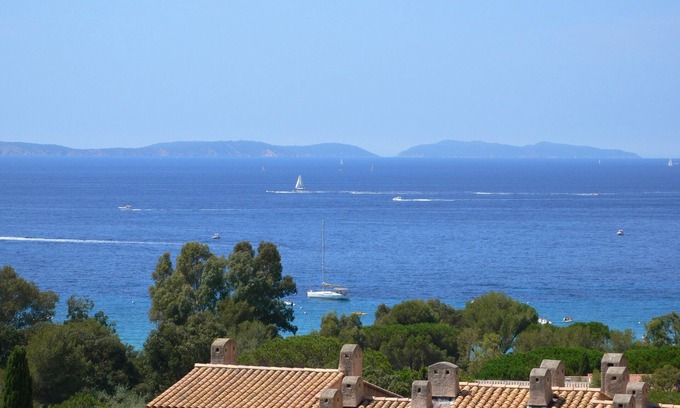 La Croix-Valmer Apartment | Gigaro Mas 209 - Sea & Forest - 20mn drive to St Tropez - 5mn walk from beach