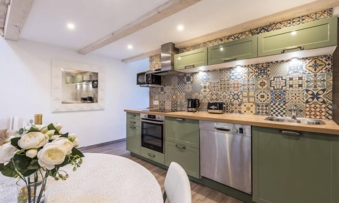 La Croix-Valmer Apartment | Gigaro Plage by Interhome