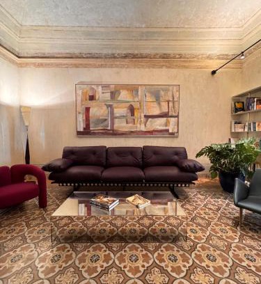Palermo Apartment | Gilded Age Luxury dream apartment historic center
