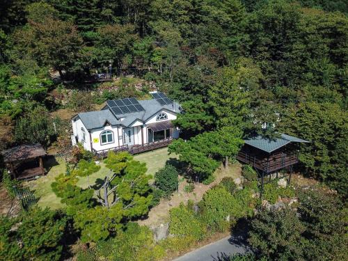 Buk House | Giltara HaengWoon Pension