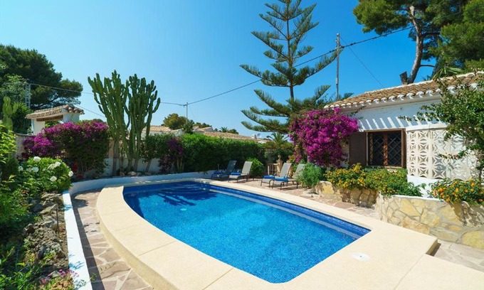 El Tosalet Villa | Ginjoler